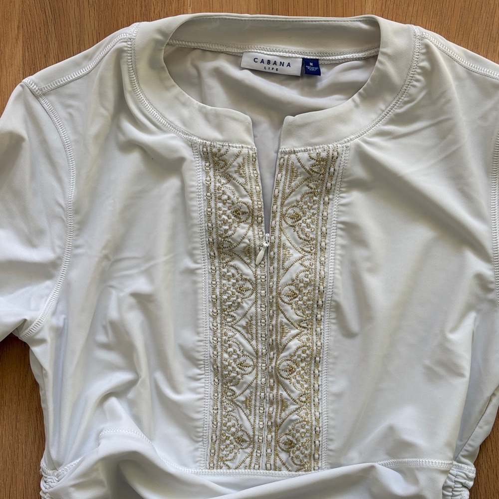 CABANA LIFE Embroidered Rashguard - Picture 4 of 5